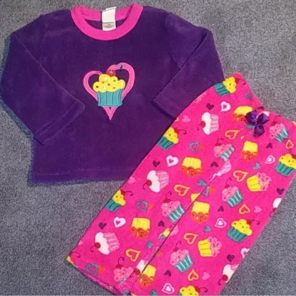 Healthtex 2 Piece Fleece Pajama Set - Purple Cupcake